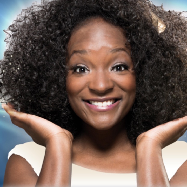 Cécile Djunga<br />Presque Célèbre Cécile Djunga<br />Presque Célèbre
